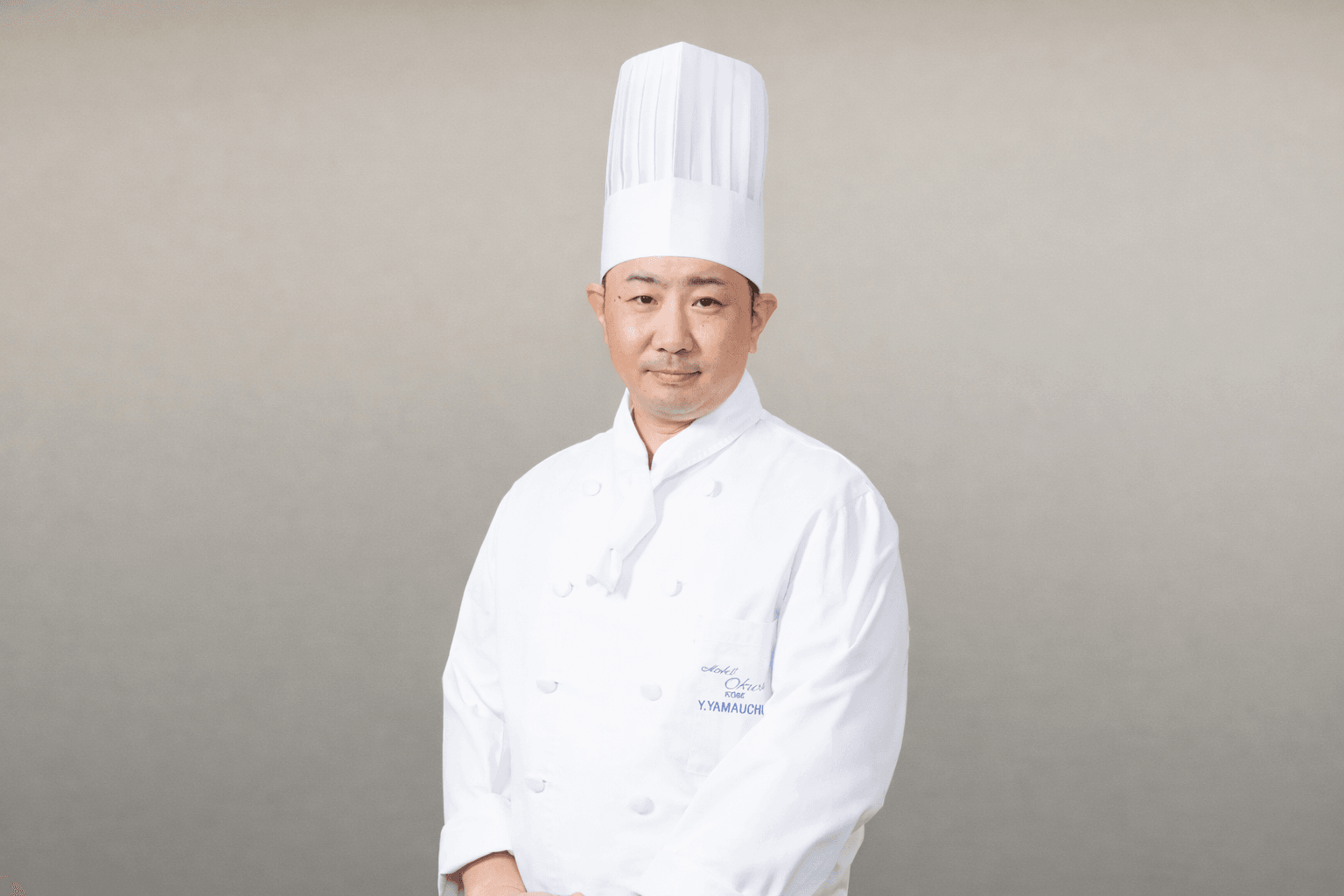 神戸港一望!ホテルオークラ神戸「カメリア」洗練空間でランチ&ディナー