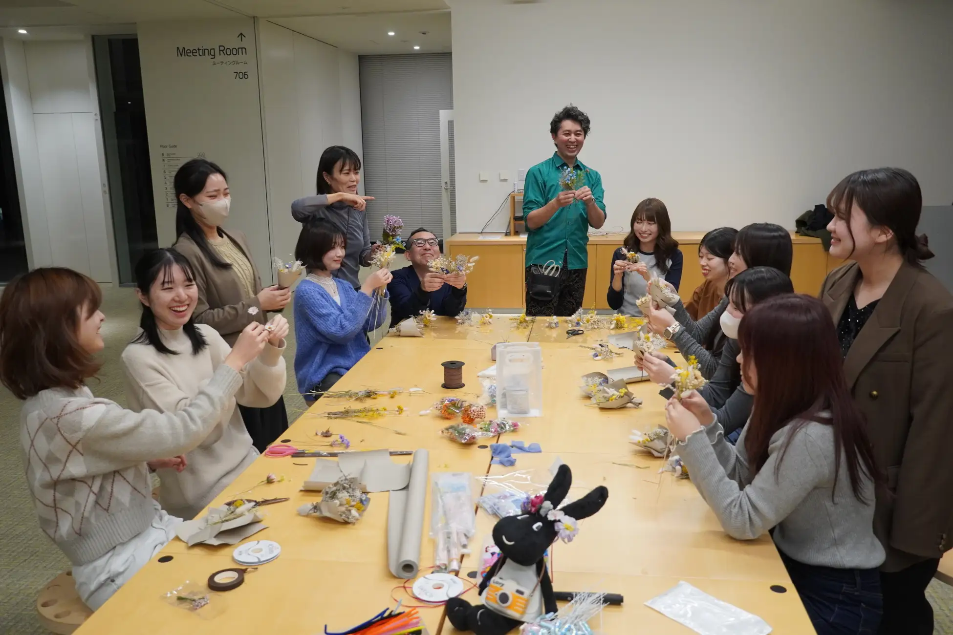 ららぽーと甲子園「HANA ROOM」武庫川女子大×日比谷花壇 Z世代向けポップアップ