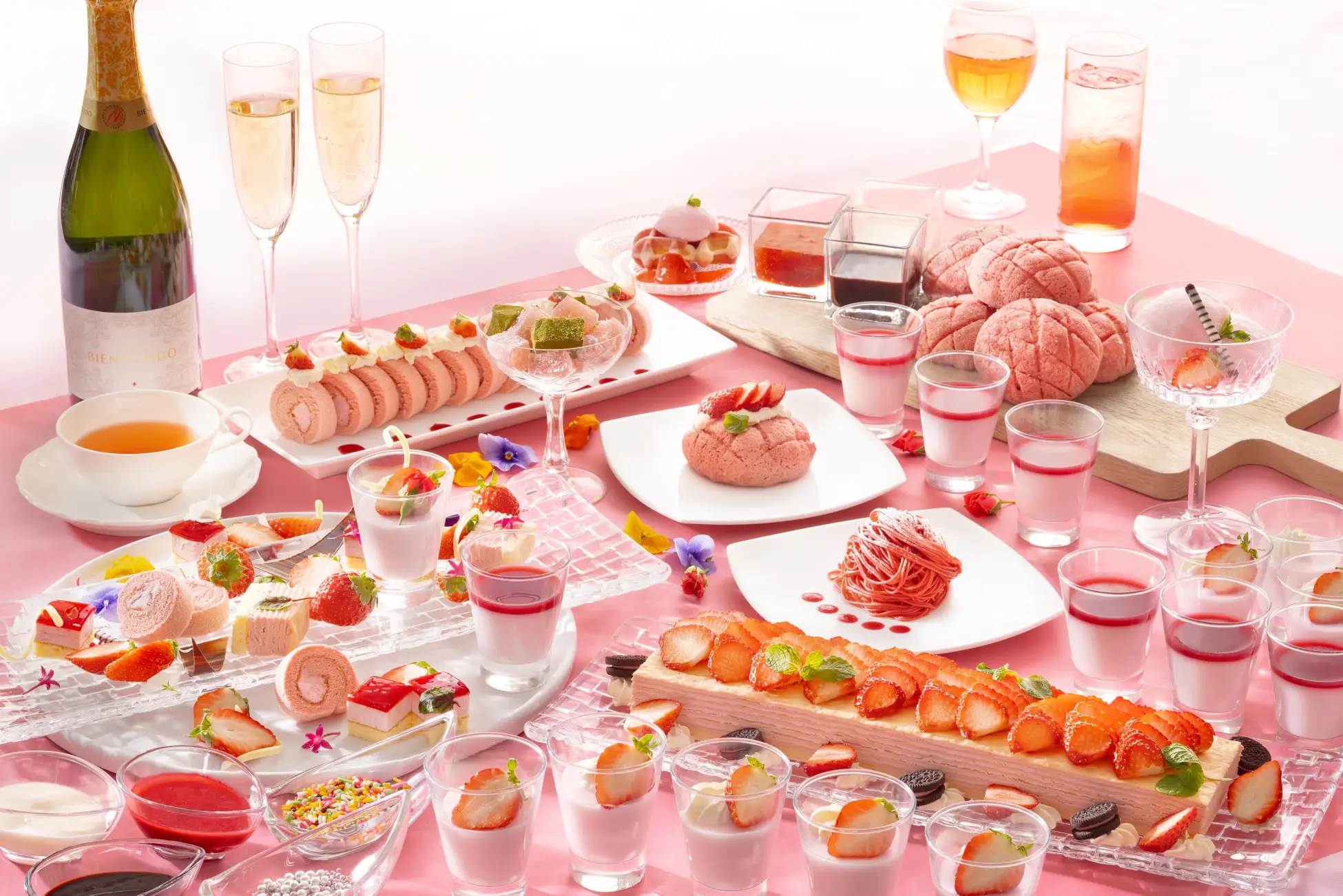 淡路島グランドメルキュール、いちごフェア開催!2/9〜3/15限定スイーツビュッフェ